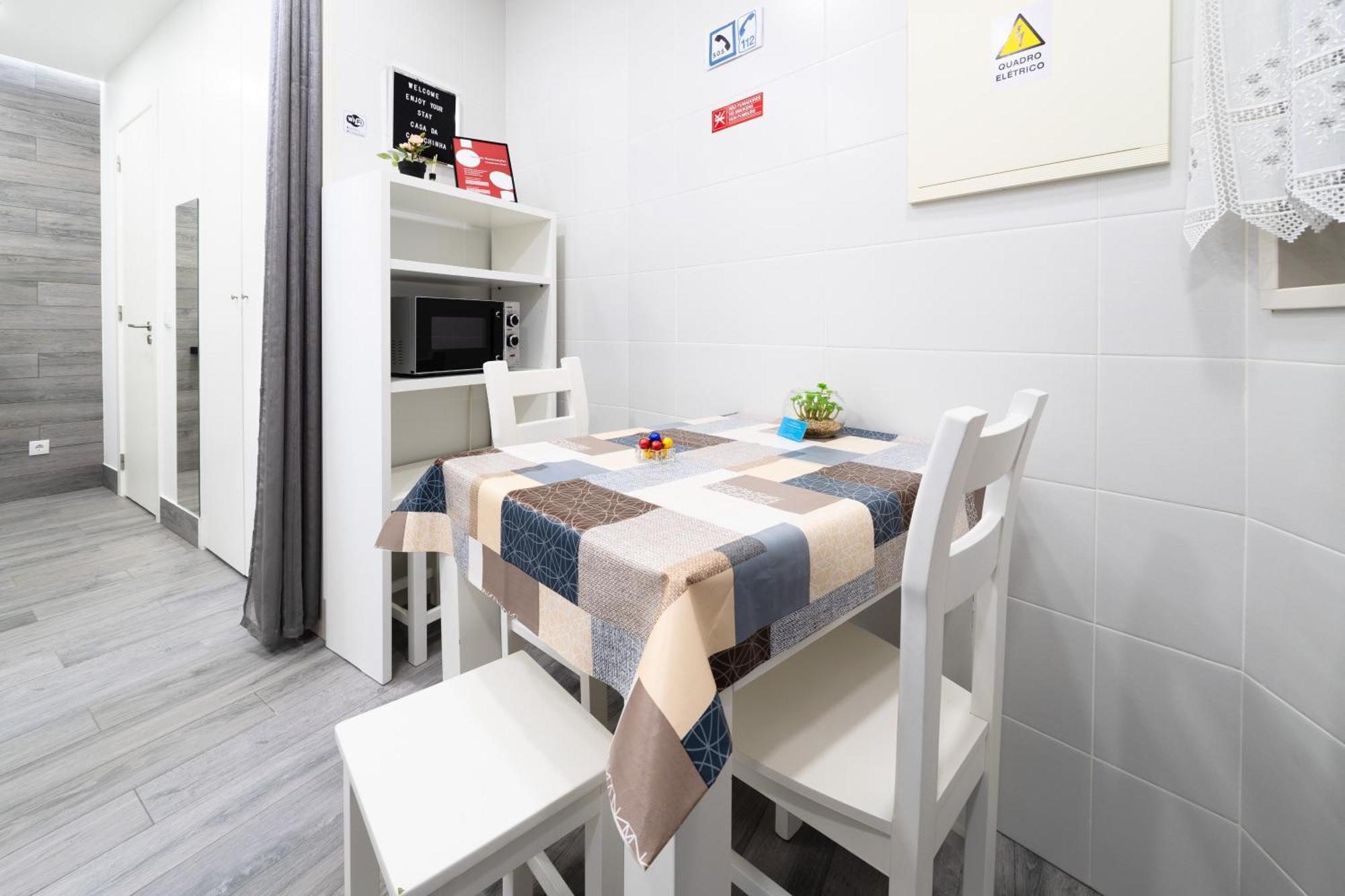 דירות נאזרה Casa Da Carochinha מראה חיצוני תמונה